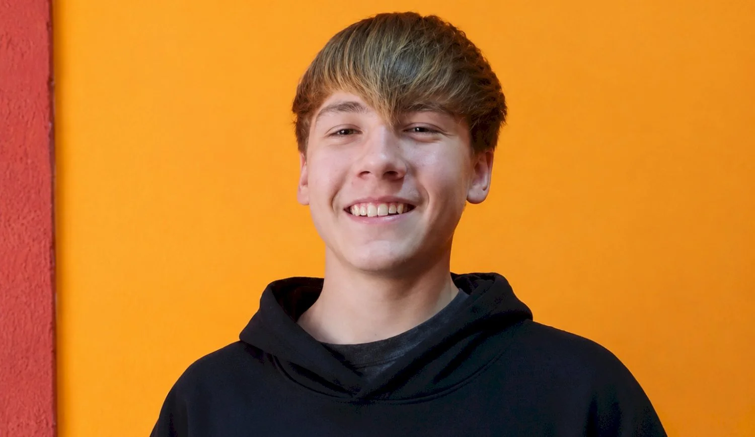 Santiago Herrero fue dado de alta tras permanecer casi un mes internado después de una golpiza thumbnail