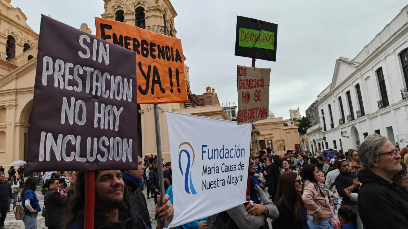 Diputados opositores impulsan la prórroga de la emergencia en discapacidad hasta fines de 2027 thumbnail