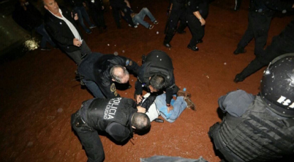 represion docentes represion docentes