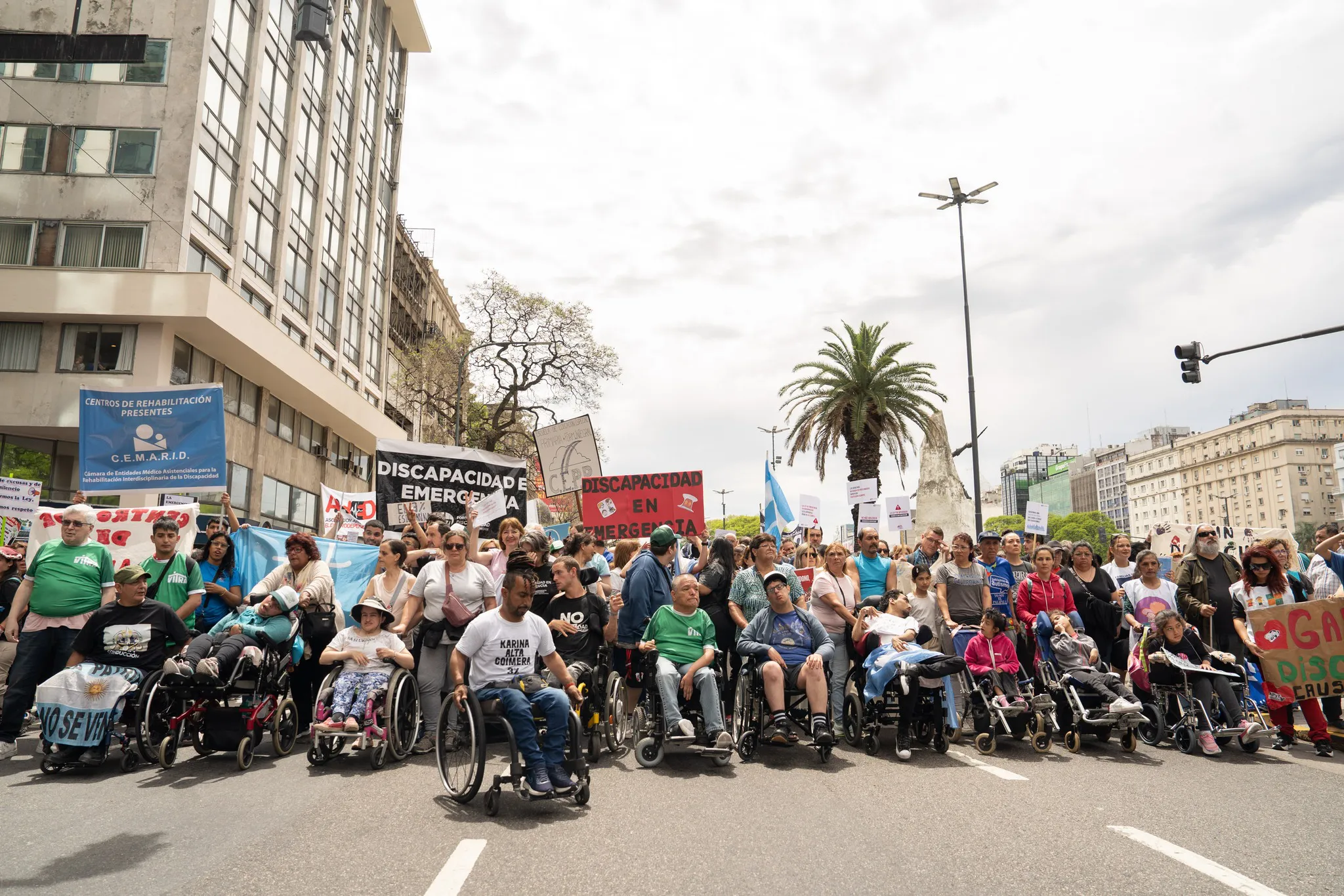Denuncian que el proyecto de Presupuesto de Milei desfinancia al sector de la discapacidad thumbnail