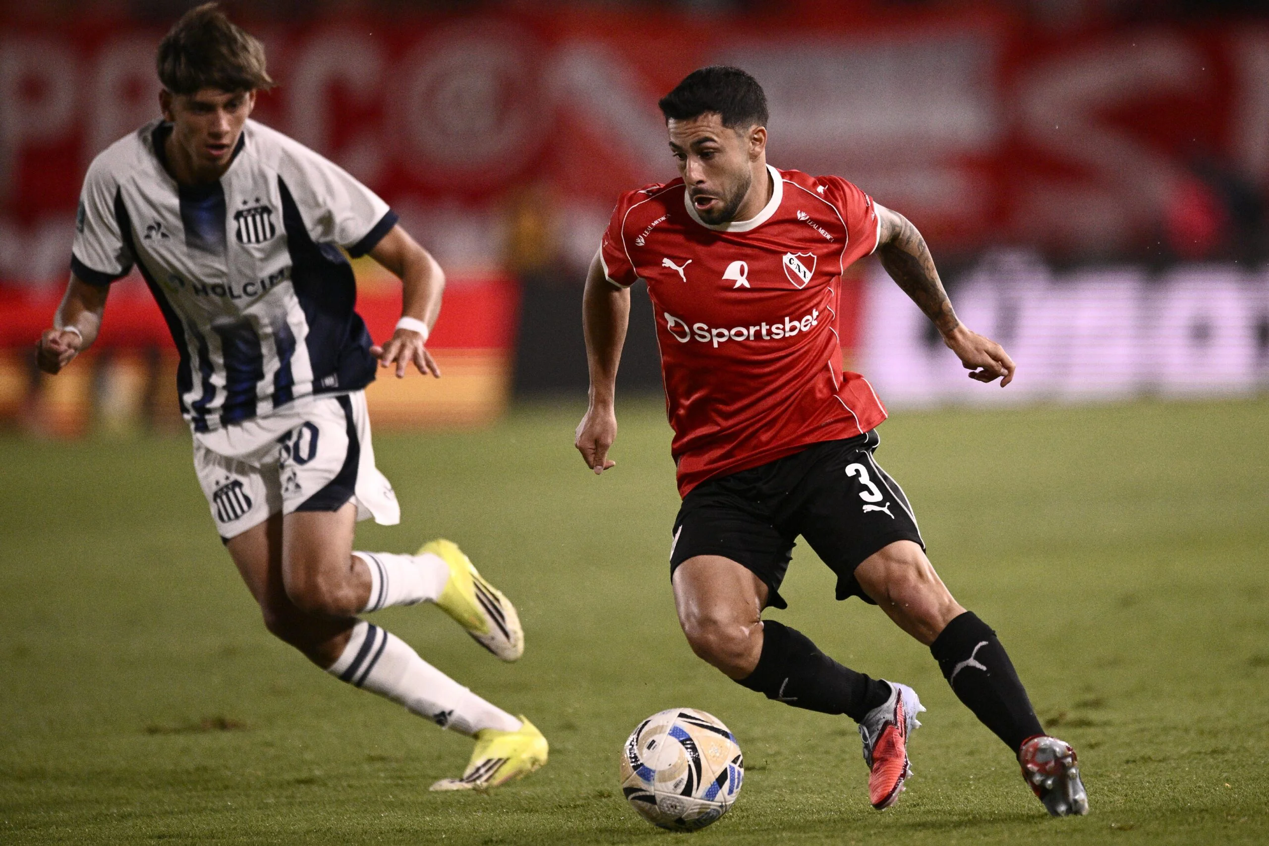 Talleres, por una victoria ante Independiente que le dé un poco de aire thumbnail