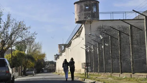 Este jueves se dictará sentencia contra dos imputados por asesinatos de presos políticos en la Cárcel de San Martín thumbnail