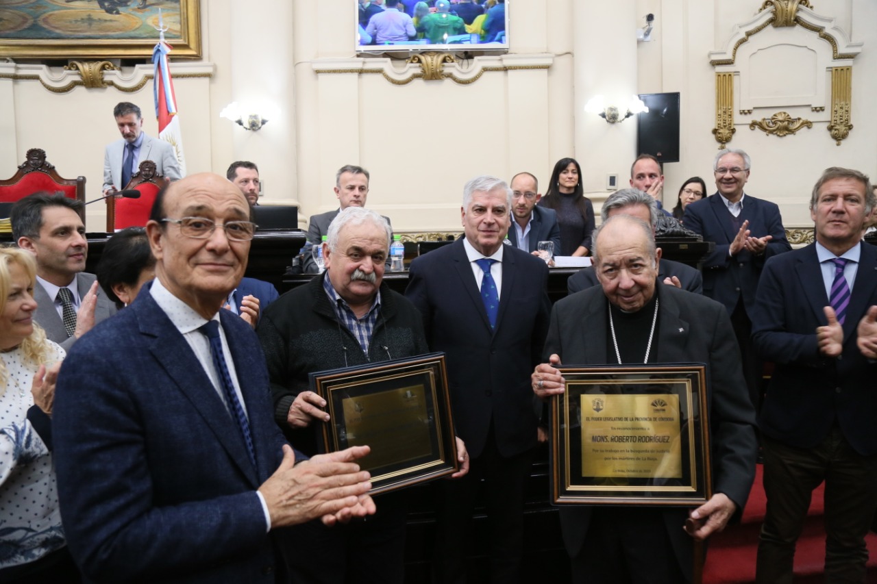 Homenaje Murias y Angelelli