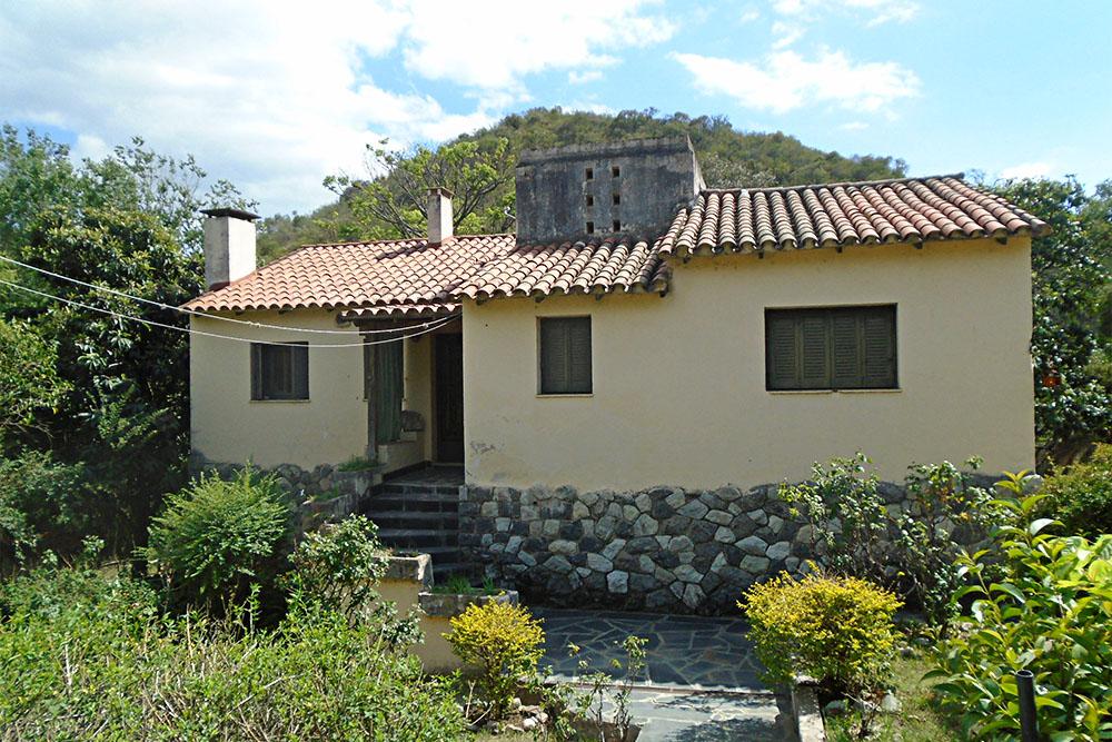 Caso M Osatinsky - Casa de La Serranita_01