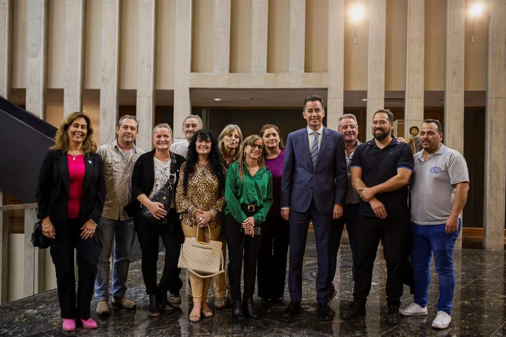 Unicameral 1