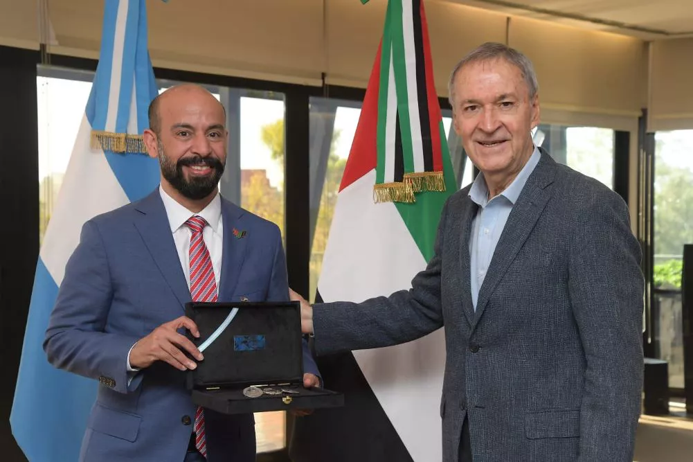 Schiaretti y embajador Emiratos by prensa.cba