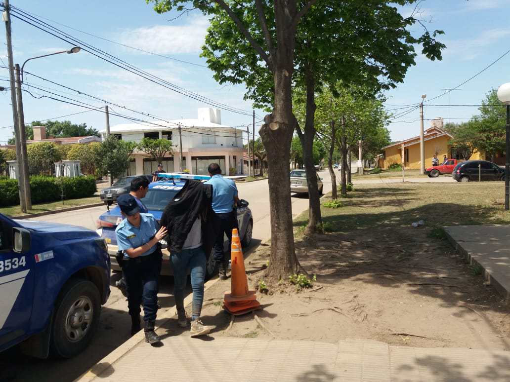 asalto en Colonia Croya by Radio Jesús María