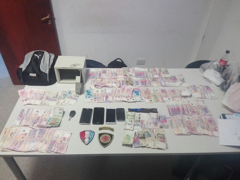simulacro de robo barrio guemes by policía (2)