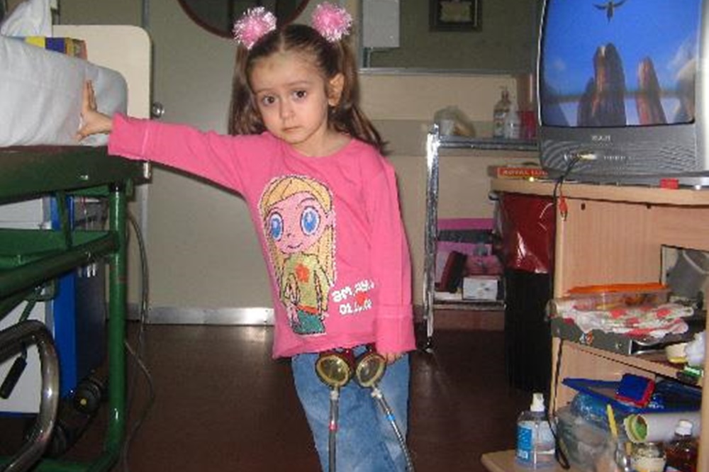 dominique lescano niña