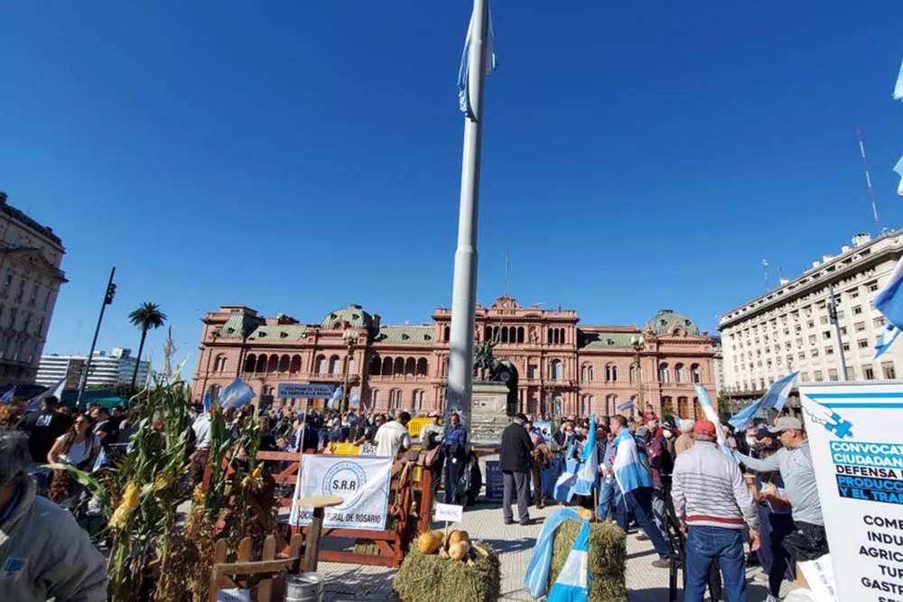 Tractorazo 23A © gentileza