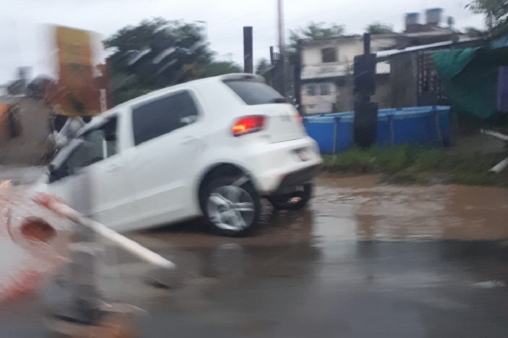 VW Fox incrustado Rancagua by gentileza