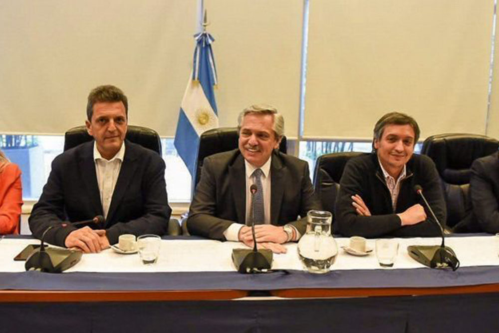 Reunion Alberto Fernández, Máximo Kirchner, Sergio Massa @ NA_03