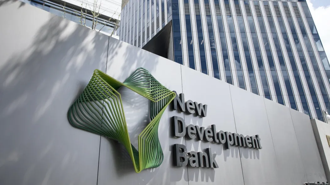 Nuevo Banco de Desarrollo de los BRICS (NDB Twitter)