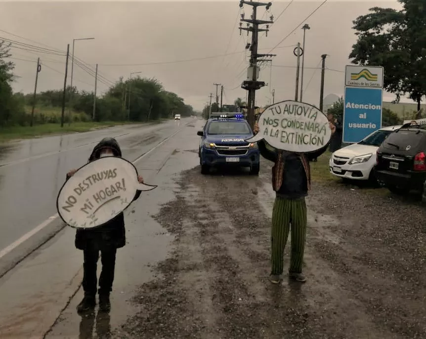 Protesta en Malagueño contra Caminos de las Sierras 1