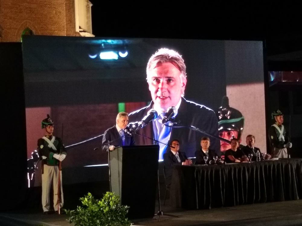 Llaryora en la apertura de sesiones del Concejo 2020
