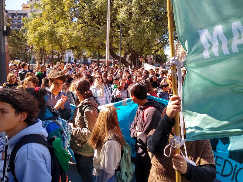 abrazo Manuel Belgrano by gentileza