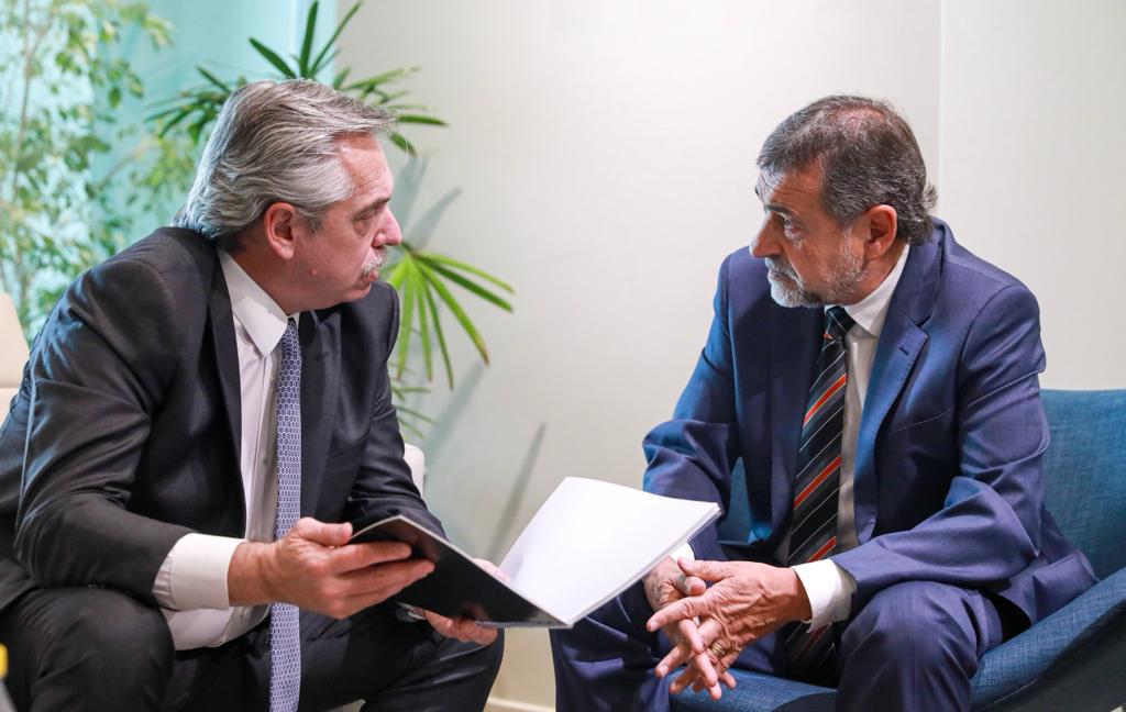 Fernández y Carlos Caserio by prensa Fernández