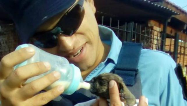 policiaRescatePerrito 