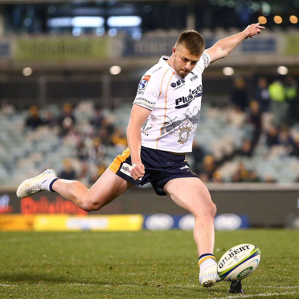 El penal de Mack Hansen en triunfo de los Brumbies  sobre los Reds al último minuto