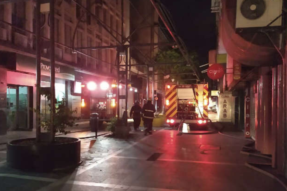 incendio rio shop cadena 3