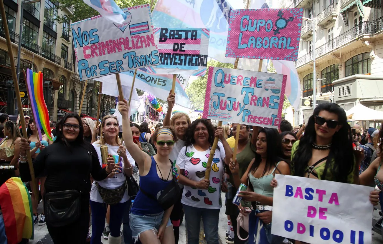 marcha del orgullo NA2