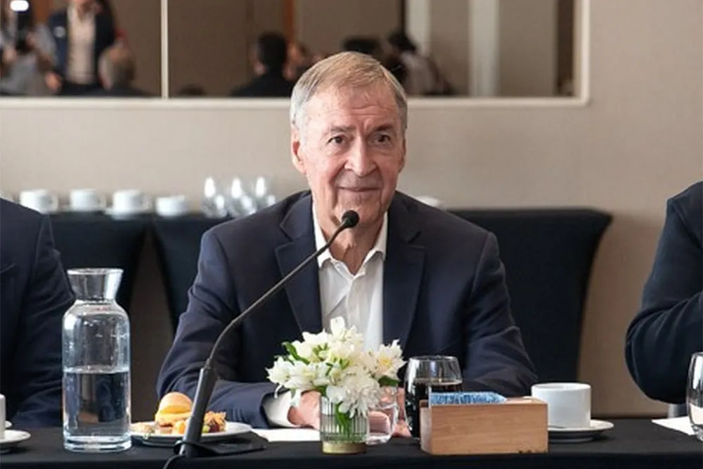 juan schiaretti con la prensa