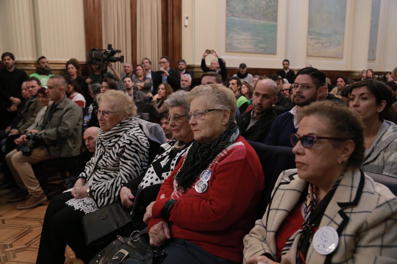 Abuelas de plaza de mayo