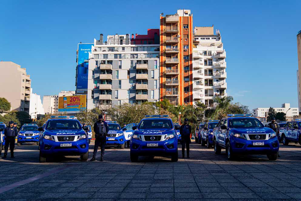 Entrega móviles policiales Policía de Córdoba 04 08 2021