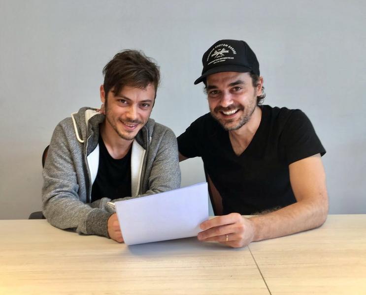 pedro y tomas firma
