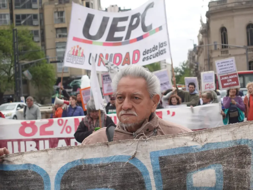 marcha jubilados apross