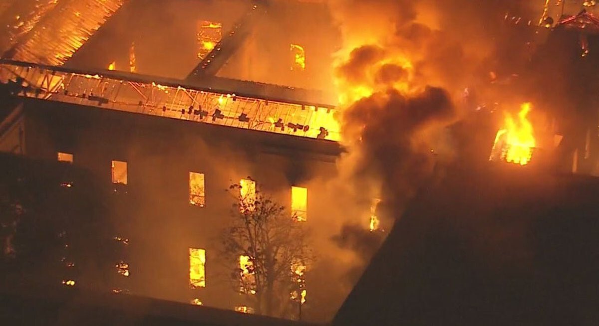 Incendio Museo Nacional de Rio 01