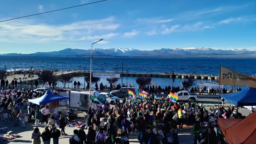 36° Encuentro Plurinacional de Mujeres en Bariloche. LNM (1)