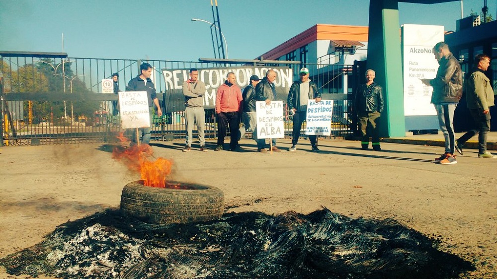 Despidos en Alba AM 750