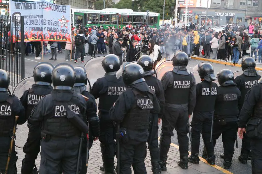 Represión en CABA by NA