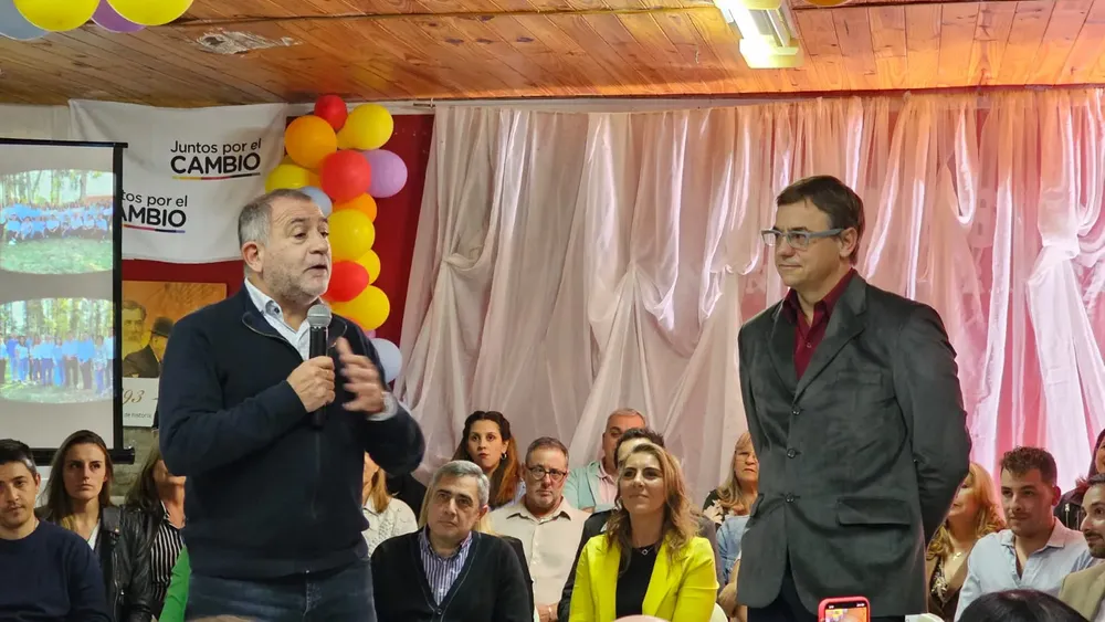 juez en leones con intendente mauricio rosso