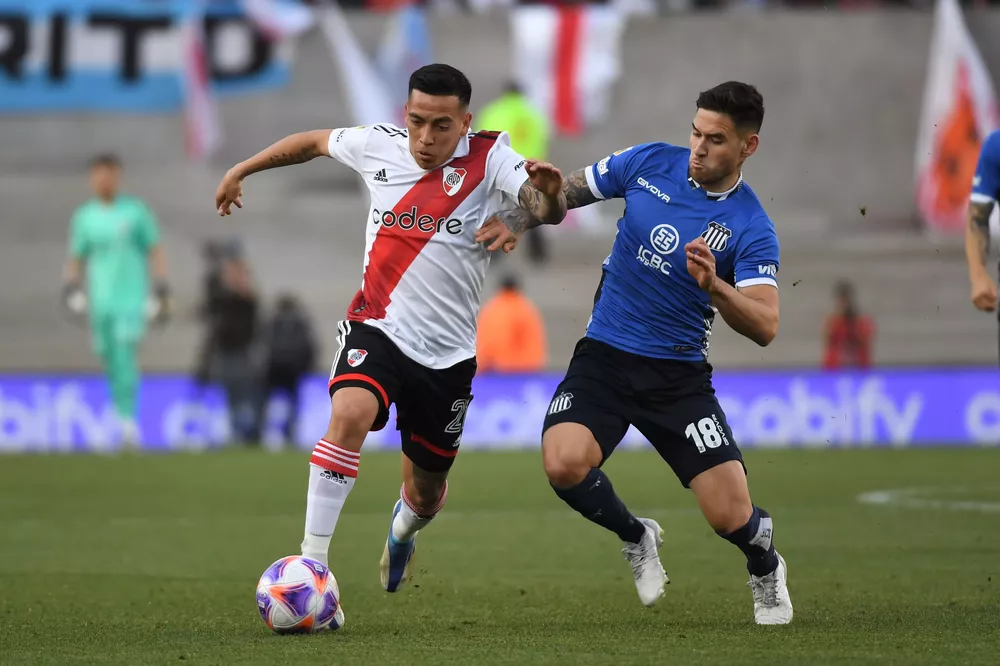 Fdc12A1X0AAwLC9