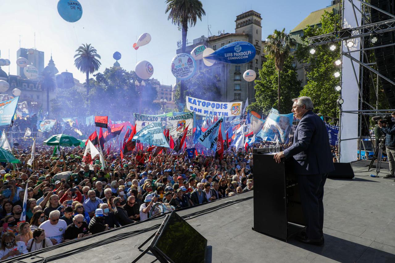 Alberto acto 17 de noviembre