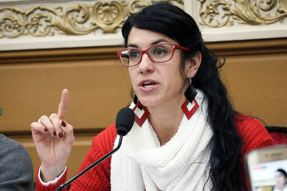 Laura Vilches