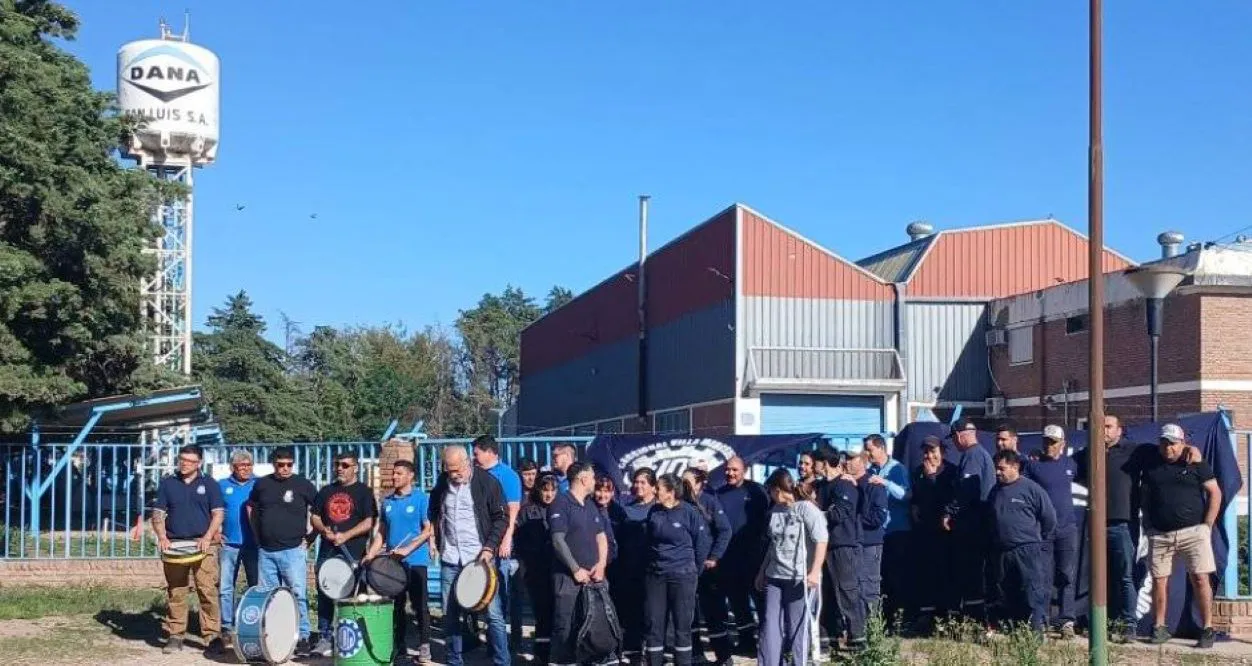 La empresa autopartista Dana cerró su planta en San Luis y despidió a 50 empleados sin aviso thumbnail