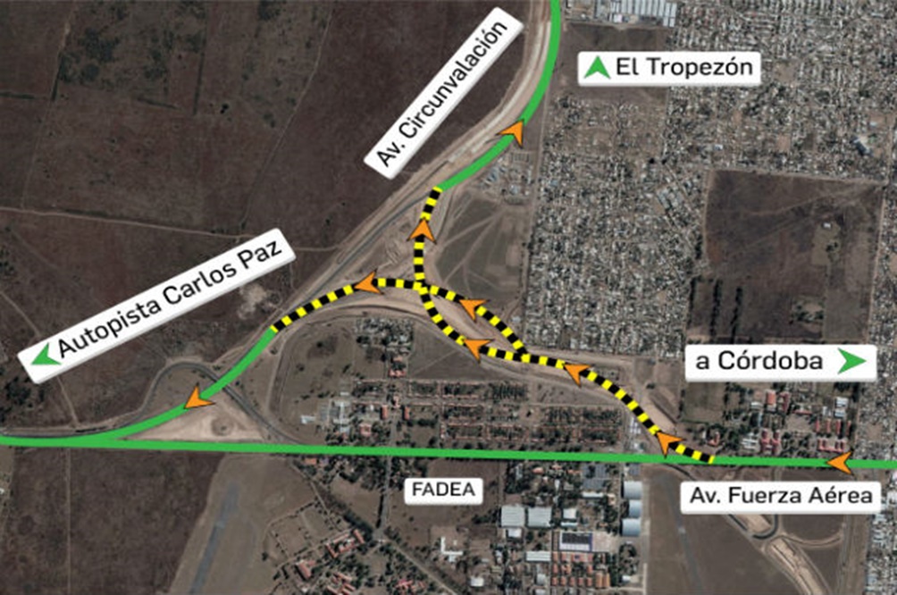 Fuerza Aérea con el distribuidor de avenida Santa Ana