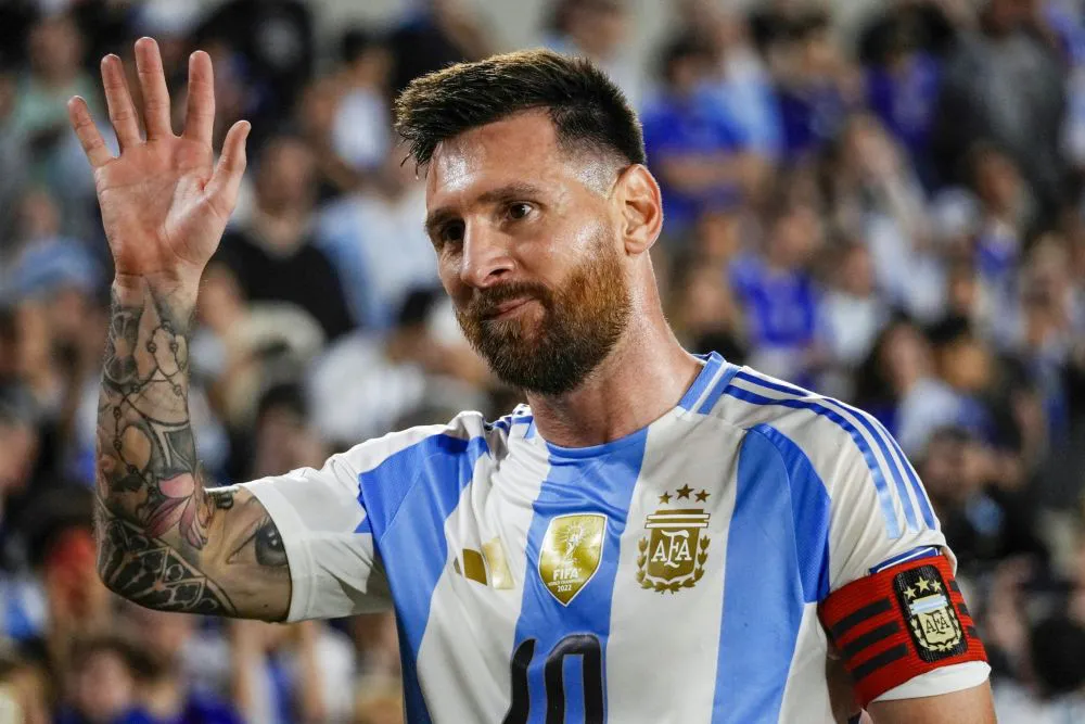 Messi anunció su retiro de la Selección, con una carta a los hinchas: "Ahora voy a ser uno más de ustedes" thumbnail