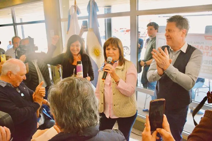 Patricia Bullrich en Bell Ville (Twitter Laura Rodríguez Machado)
