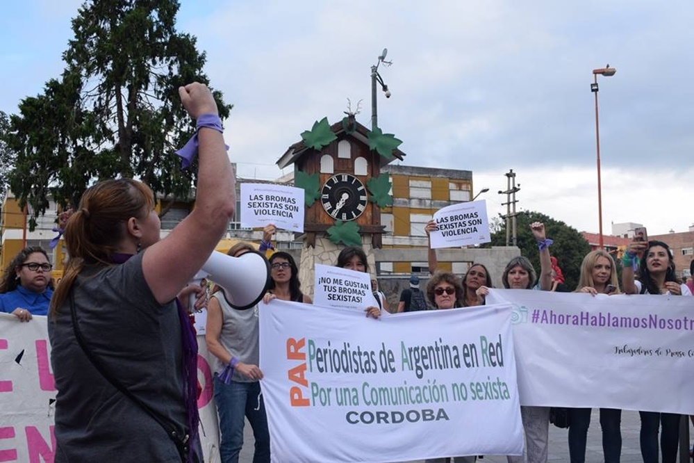 Trabajadoras de prensa en el cucu Julieta Barile (4)