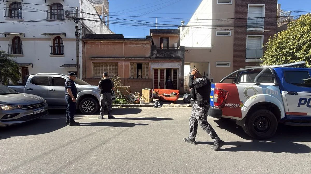 Femicidio de Agostina: la querella cuestionó el retiro de muebles de la casa de Claudio Barrelier thumbnail
