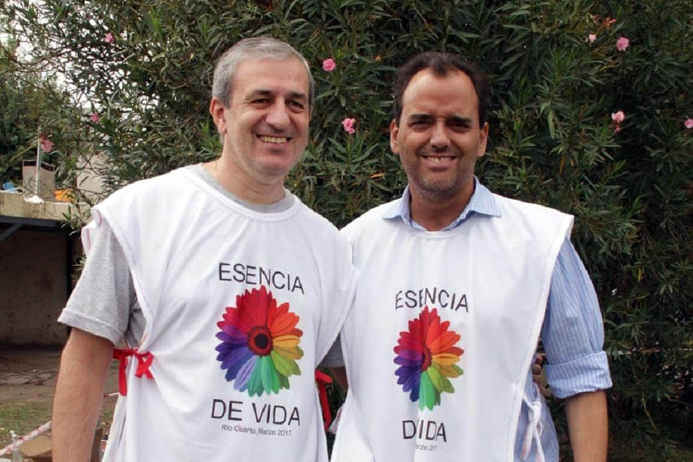 Rasmusen junto a Llamosas
