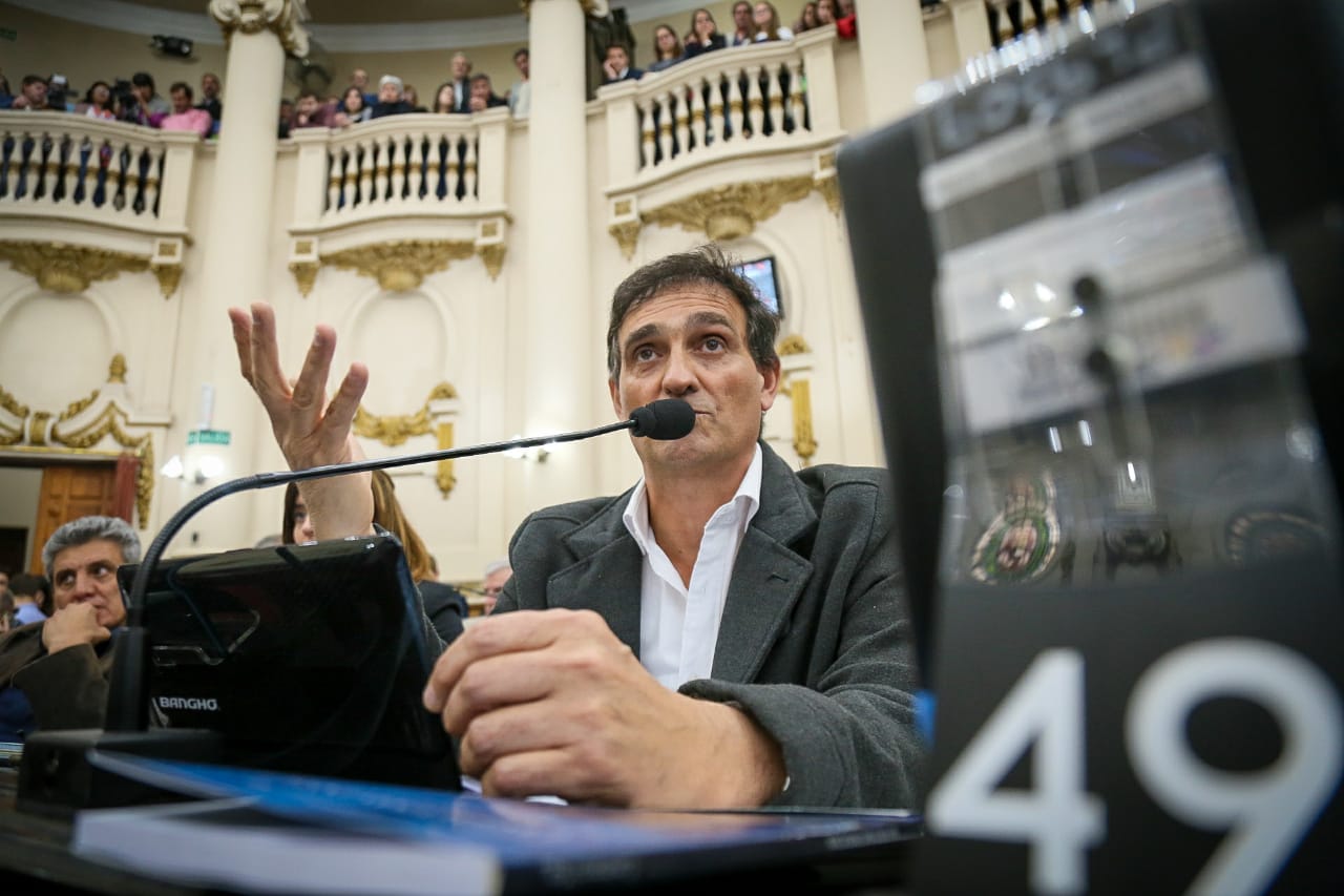 Gustavo Eslava Presnsa Legisaltura