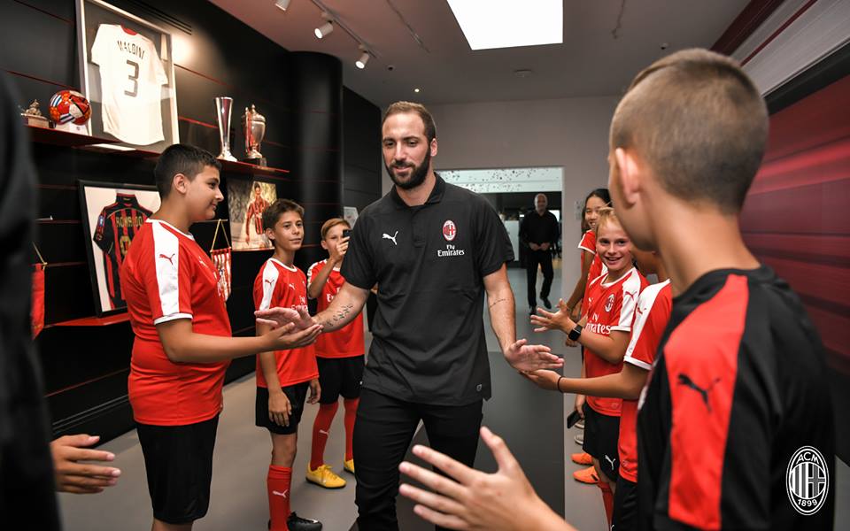GONZALO HIGUAIN 1