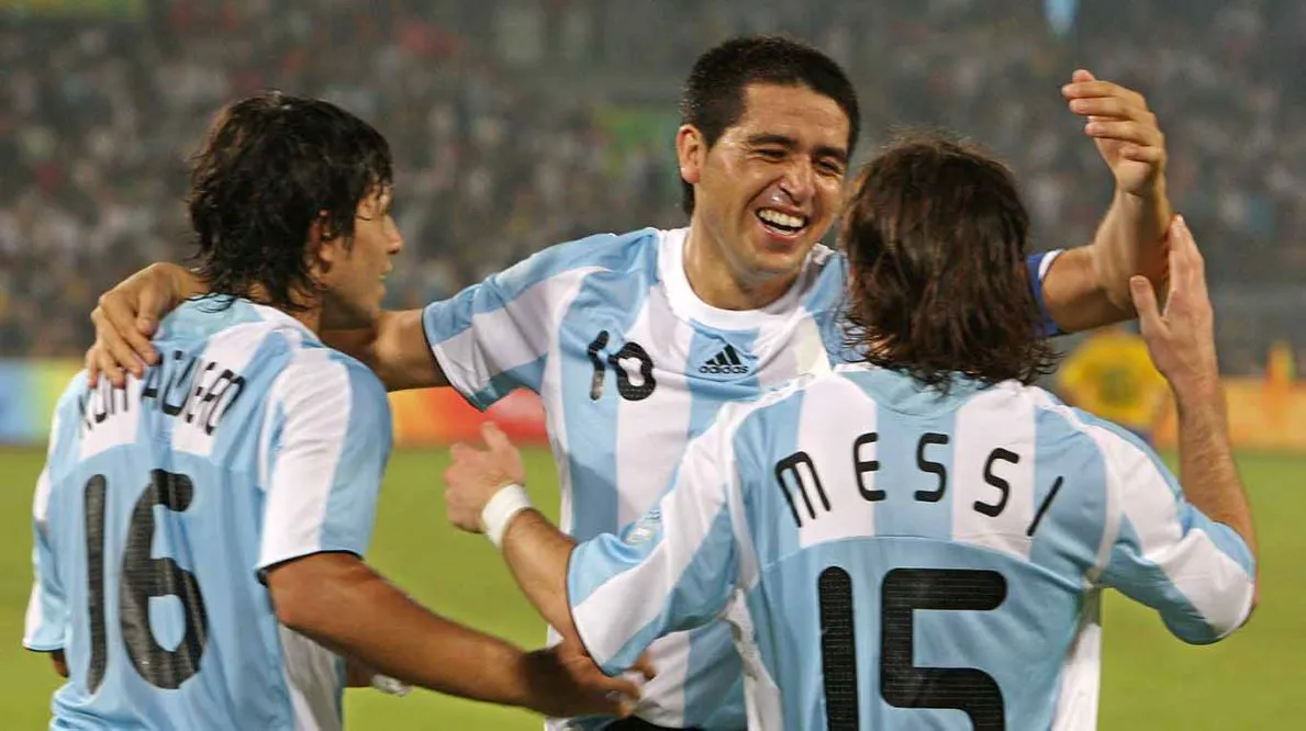 Messi Riquelme by TN