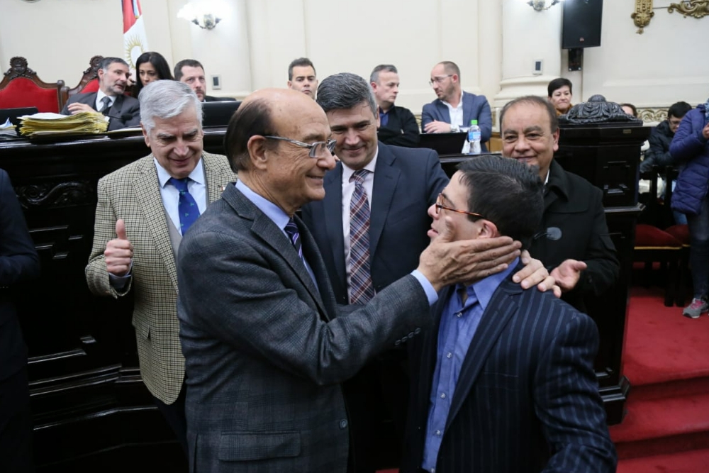 Los Halcones homenajeados en la Unicameral Prensa Leg}