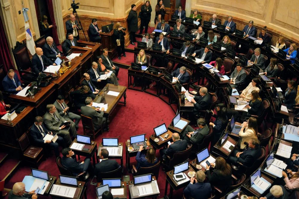 Se aprobó la Ley Inocencia Fiscal II que busca sumar al sistema los "dólares del colchón" thumbnail